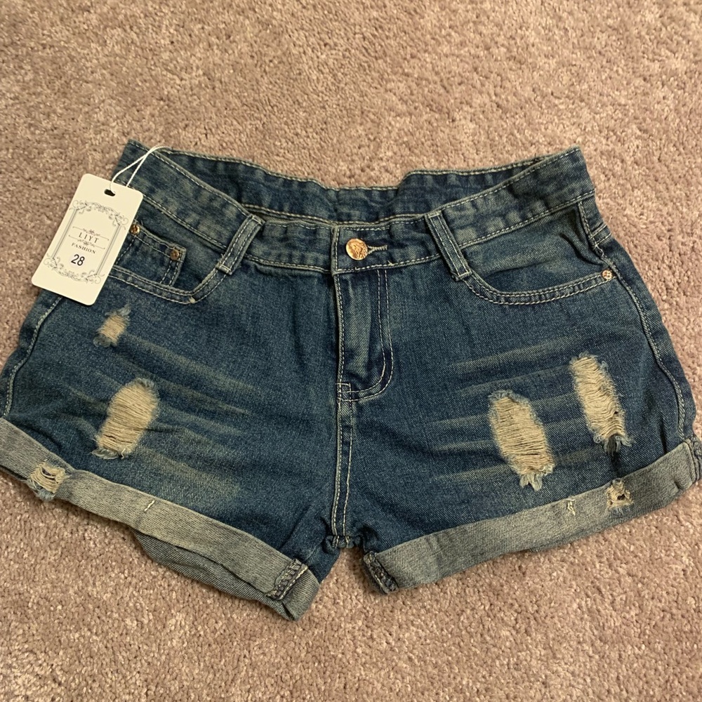 Denim distressed shorts